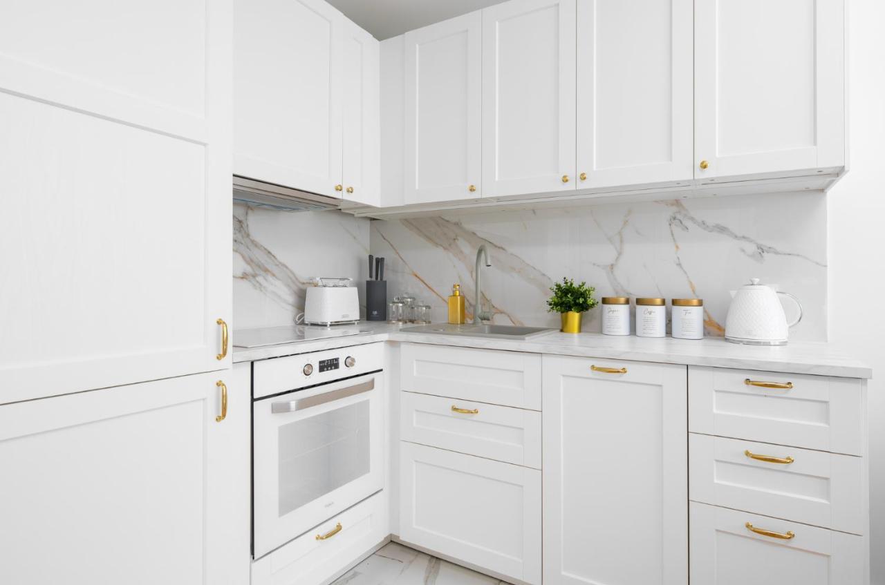 Glam & Modern By Cooee Apartments Warsaw Ngoại thất bức ảnh