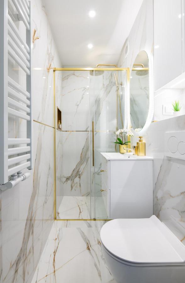 Glam & Modern By Cooee Apartments Warsaw Ngoại thất bức ảnh