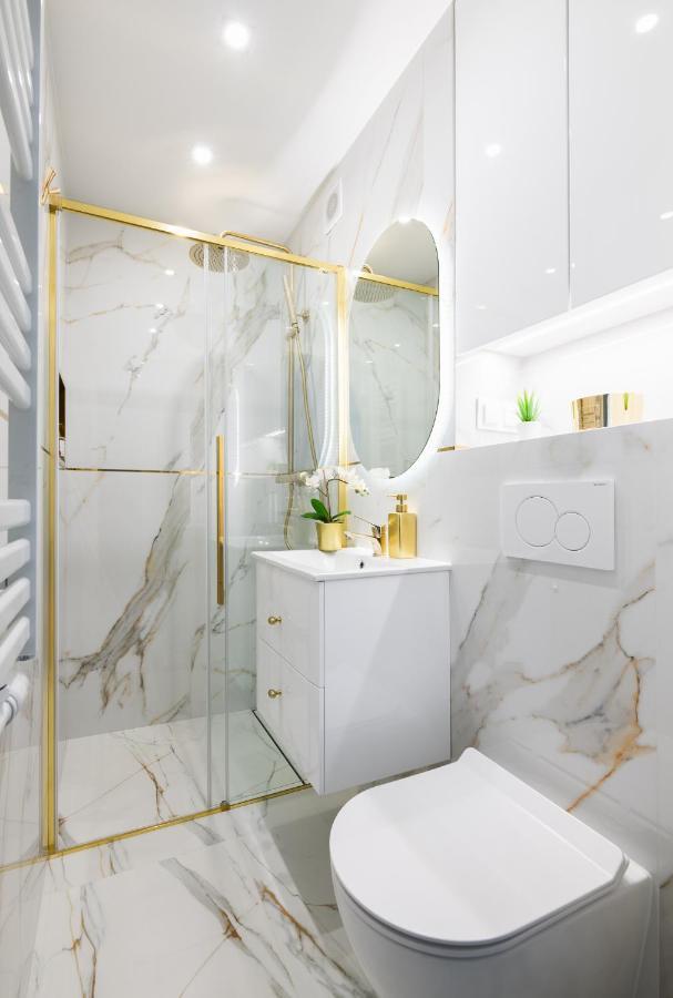 Glam & Modern By Cooee Apartments Warsaw Ngoại thất bức ảnh